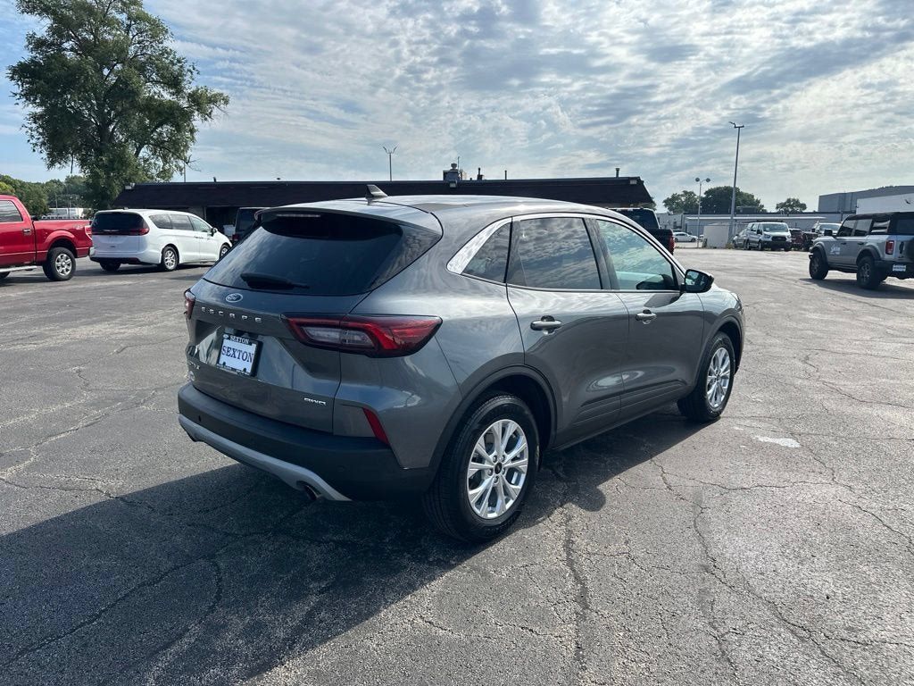 Certified 2024 Ford Escape Active w/ Tech Pack #1 AWD/4WD image 5