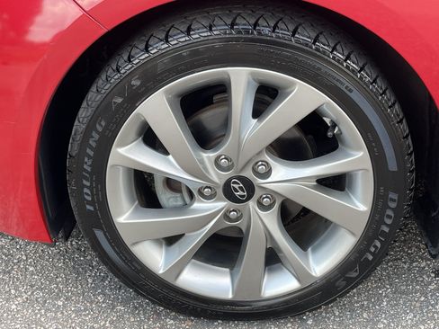 Used 2014 Hyundai Veloster RE:FLEX Edition FWD image 32