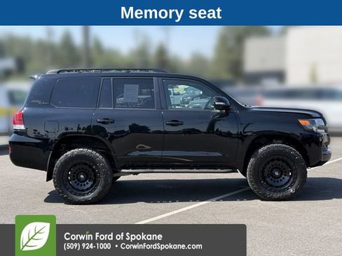 Used 2021 Toyota Land Cruiser Heritage Edition AWD/4WD image 10