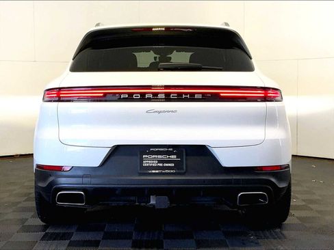 Certified 2026 Porsche Cayenne AWD/4WD image 6