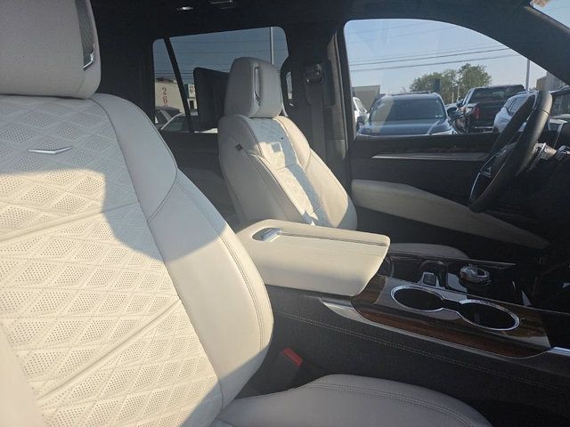 Certified 2026 Cadillac Escalade Platinum Sport AWD/4WD image 21