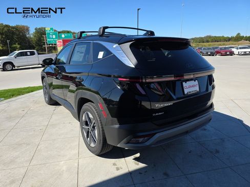 New 2026 Hyundai Tucson SEL image 8
