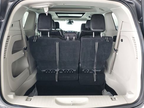 Used 2023 Chrysler Pacifica Limited image 34