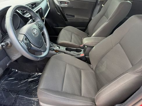 Used 2018 Toyota Corolla iM w/ Carpet Mat Package (TMS) FWD image 10