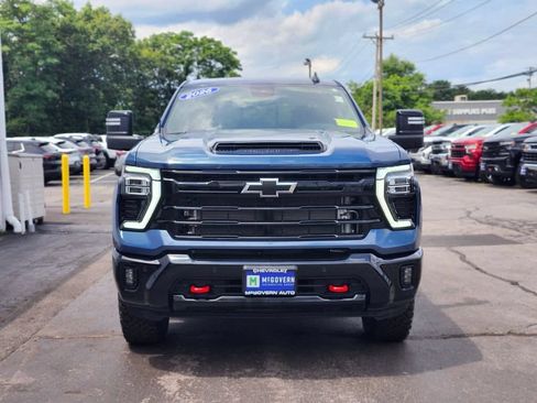 Used 2026 Chevrolet Silverado 3500 LT w/ Trail Boss Package AWD/4WD image 8