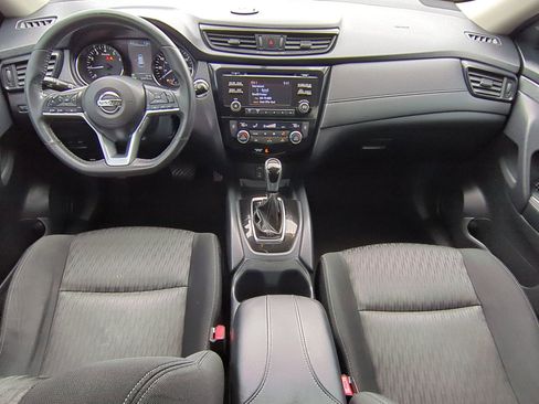 Used 2017 Nissan Rogue SV AWD/4WD image 19