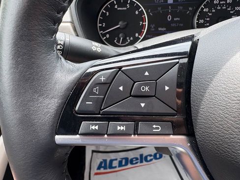 Used 2023 Nissan Altima 2.5 SL AWD/4WD image 18