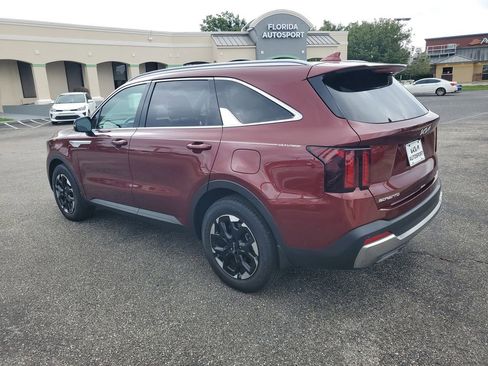 Used 2025 Kia Sorento S w/ Panoramic Sunroof Package FWD image 3