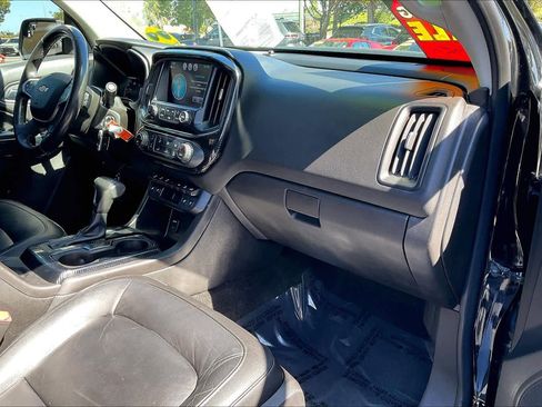 Used 2018 Chevrolet Colorado ZR2 w/ ZR2 Midnight Special Edition image 16