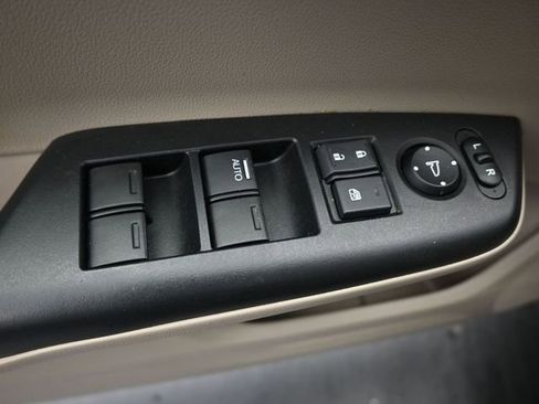 Used 2012 Honda Civic LX image 13