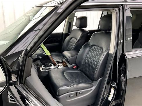 Used 2019 INFINITI QX80 Luxe w/ 22" Wheel Package image 8