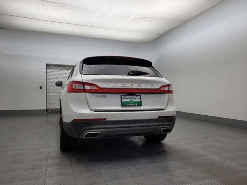 Used 2016 Lincoln MKX Reserve w/ Luxury Package image 6