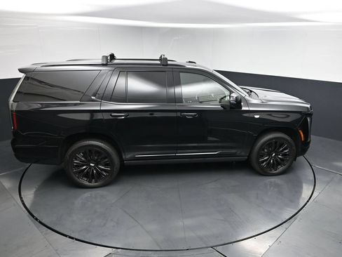 Used 2025 Cadillac Escalade Sport w/ LPO, ONYX Package AWD/4WD image 17