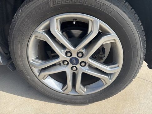 Used 2015 Ford Edge Titanium w/ Equipment Group 302A image 11