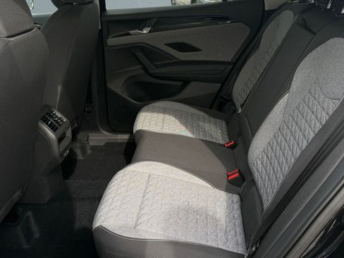 Used 2025 Volkswagen Tiguan S image 12