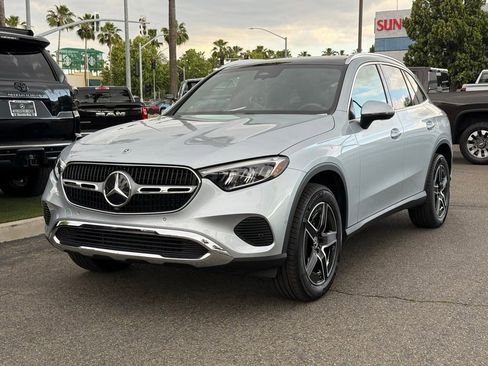 Used 2026 Mercedes-Benz GLC 300 4MATIC image 9