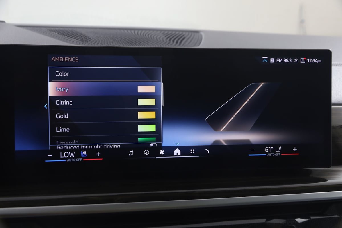 Used 2024 BMW X7 xDrive40i AWD/4WD image 41
