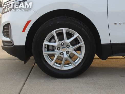 Certified 2022 Chevrolet Equinox LT image 30