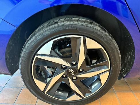 Used 2023 Hyundai Elantra SEL w/ Convenience Package image 25