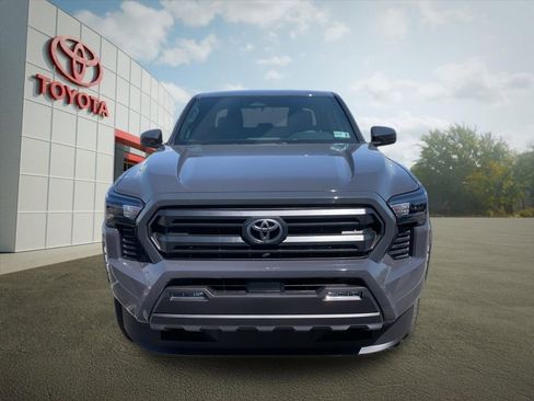 New 2026 Toyota Tacoma SR5 AWD/4WD image 8