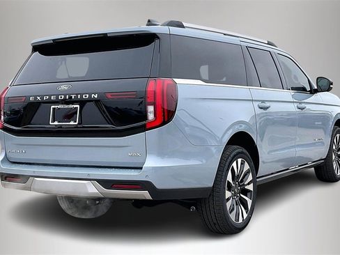 New 2026 Ford Expedition Max Platinum w/ Driver's Package image 21