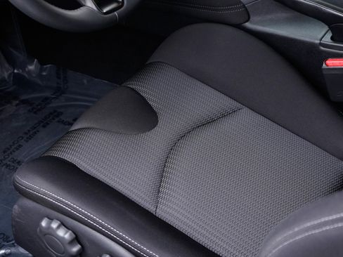 Used 2024 Nissan Z Sport w/ Floor Mat Package RWD image 25
