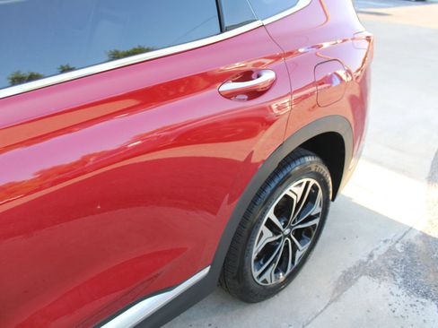 Used 2019 Hyundai Santa Fe AWD image 4