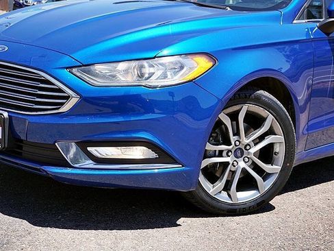 Used 2017 Ford Fusion SE w/ Equipment Group 201A AWD/4WD image 3