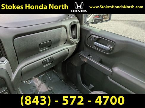 Used 2021 Chevrolet Silverado 1500 Custom w/ Rally Edition image 17