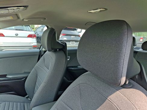 Used 2025 Kia K4 EX FWD image 26