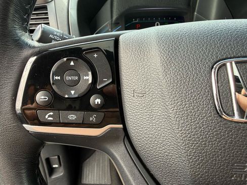 Used 2018 Honda Odyssey EX-L image 17