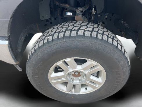 Used 2021 Ford F150 Lariat image 13