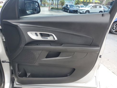 Used 2013 Chevrolet Equinox LS image 36