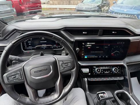 Used 2023 GMC Sierra 1500 Denali Ultimate image 32
