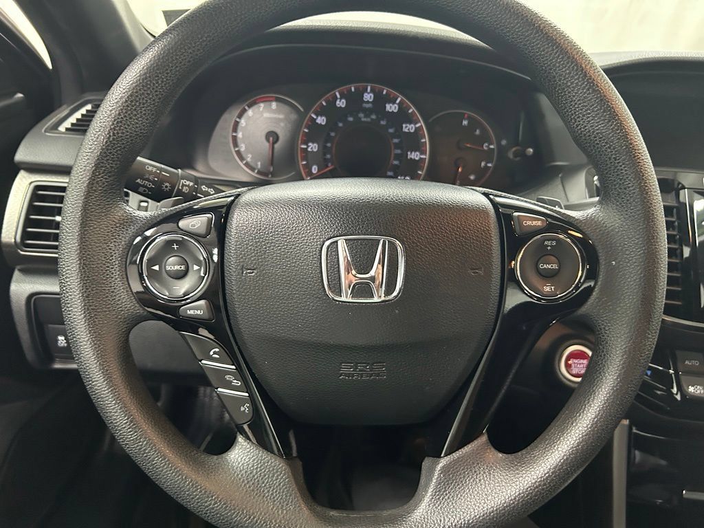 Used 2016 Honda Accord EX image 17