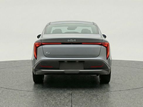 Used 2025 Kia K4 LXS image 7