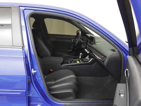 Used 2024 Honda Civic Sport image 19