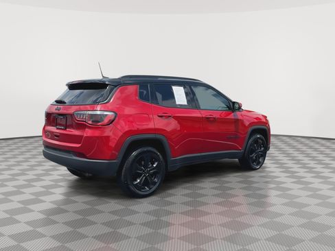 Used 2019 Jeep Compass Latitude AWD/4WD image 8