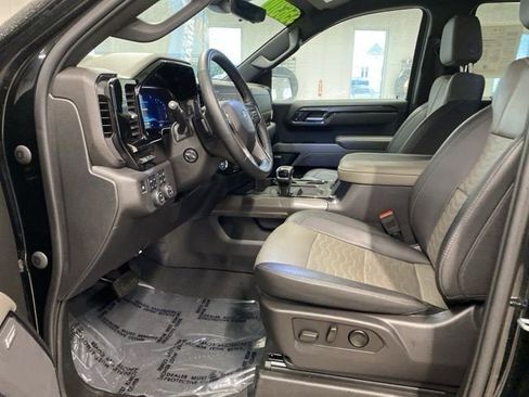 Certified 2023 Chevrolet Silverado 1500 ZR2 w/ Technology Package AWD/4WD image 23