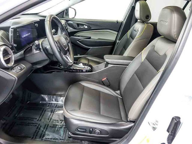 Certified 2024 Chevrolet Trax ACTIV w/ Sunroof Package FWD image 12