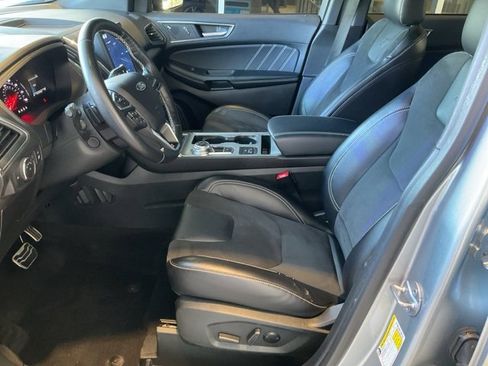 Used 2022 Ford Edge ST w/ Equipment Group 401A image 4