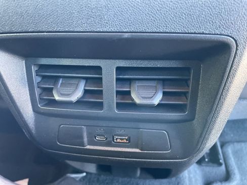 Used 2024 Chevrolet Colorado Z71 w/ Z71 Convenience Package 2 image 34