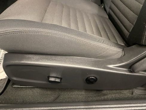 Used 2013 Dodge Challenger R/T w/ Blacktop Pkg RWD image 25