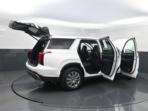 Used 2024 Hyundai Palisade SEL FWD image 40