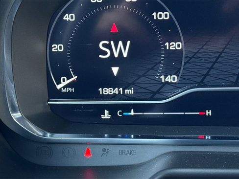 Certified 2024 GMC Yukon XL AT4 image 33