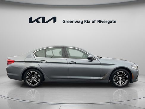 Used 2019 BMW 530i xDrive image 8