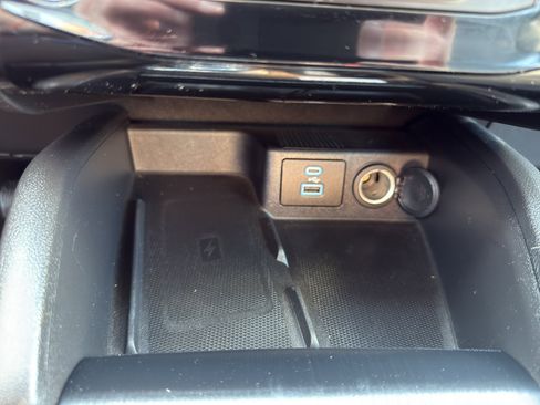 Used 2023 Ford Escape SE w/ PHEV Premium Package image 20