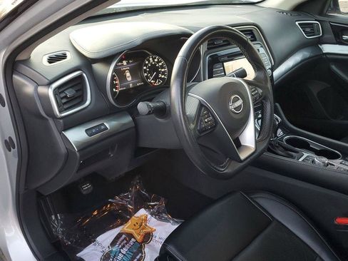 Used 2023 Nissan Maxima SV w/ Floor Mat Group image 9