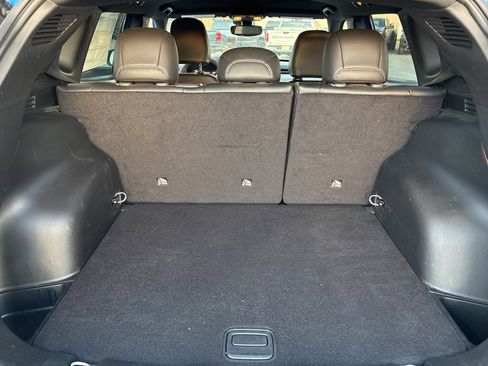 Used 2025 Jeep Compass Latitude image 23