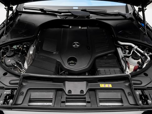 Used 2024 Mercedes-Benz S 580e 4MATIC Sedan image 72